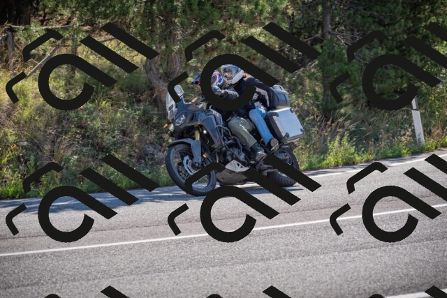 20250906101754-_5000977_am_