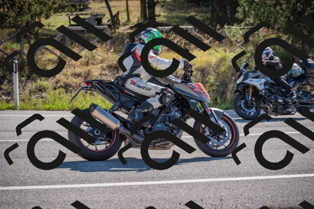 20250906101807-_5000986_am_