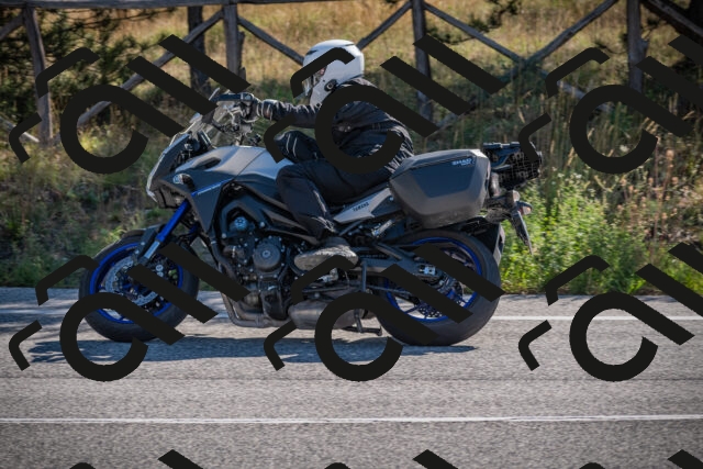 20250906101809-_5000989_am_