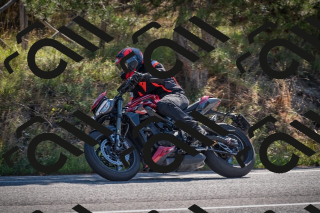 20250906102303-_5001004_am_