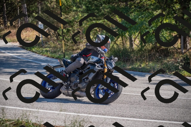 20250906102636-_5001041_am_