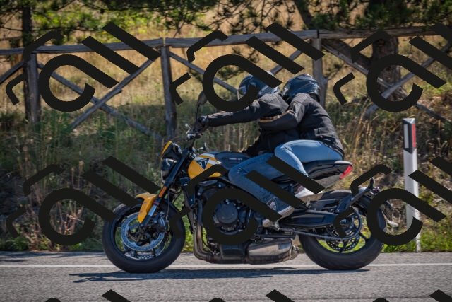 20250906102733-_5001056_am_