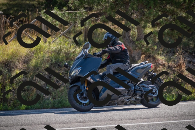 20250906102756-_5001057_am_