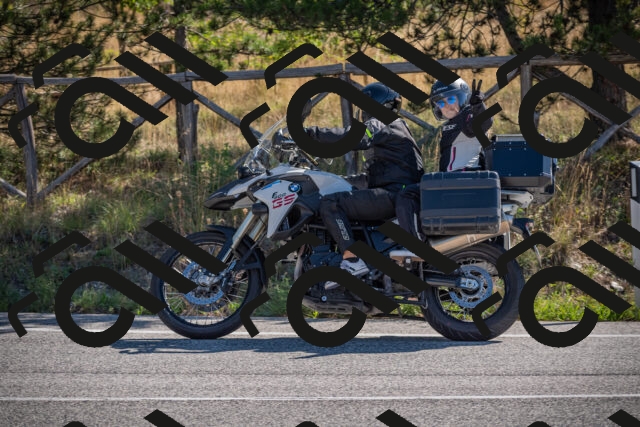 20250906103049-_5001067_am_