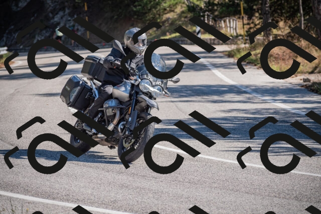 20250906103418-_5001071_am_