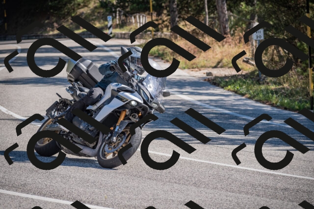 20250906103802-_5001086_am_