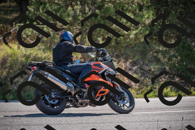 20250906103809-_5001094_am_