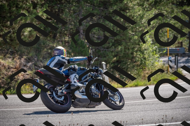 20250906103810-_5001097_am_