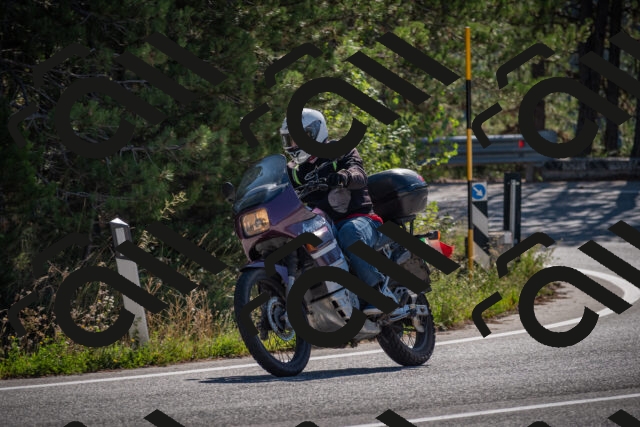 20250906104235-_5001131_am_