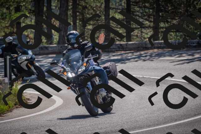 20250906104441-_5001135_am_