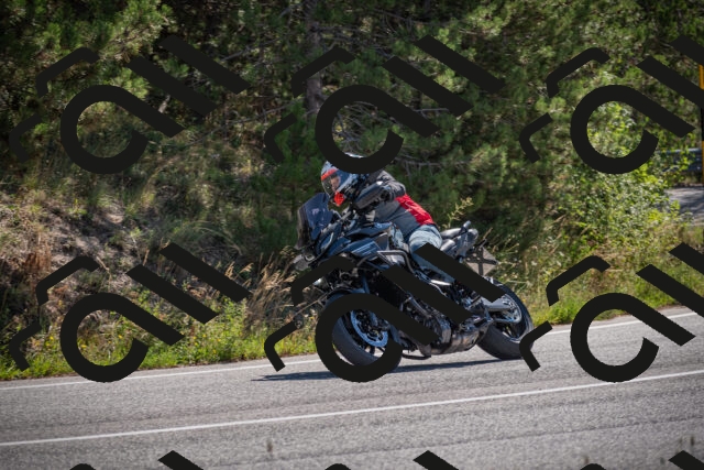 20250906105739-_5001233_am_