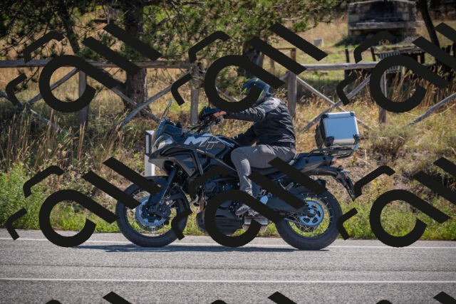 20250906110008-_5001253_am_