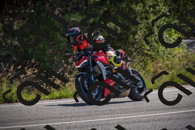 20250906110353-_5001265_am_