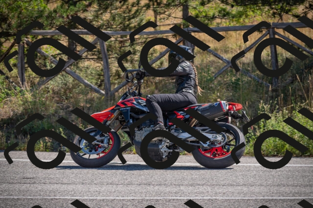 20250906110354-_5001268_am_