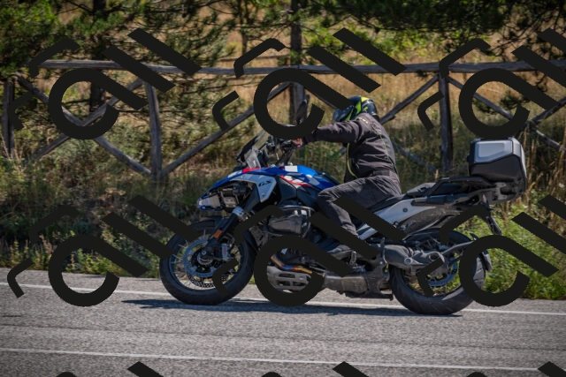 20250906110608-_5001286_am_