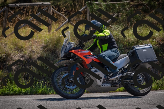 20250906110639-_5001288_am_