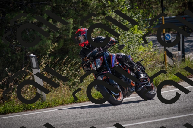 20250906110920-_5001306_am_