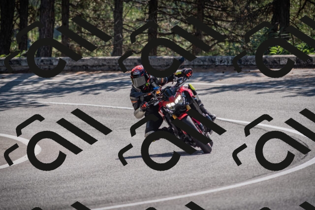 20250906111019-_5001320_am_