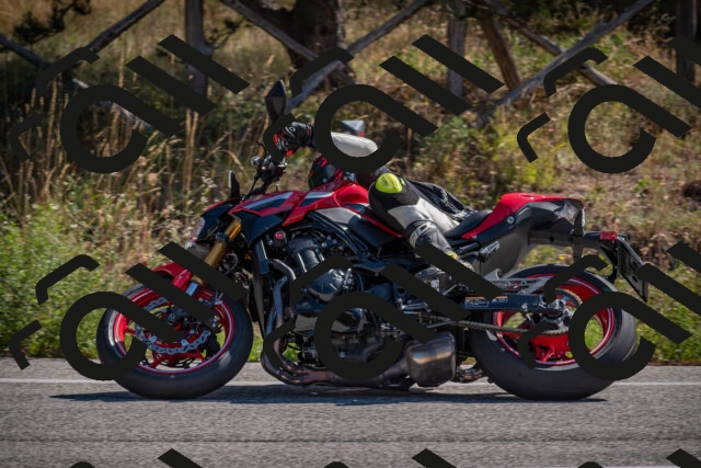 20250906111020-_5001323_am_