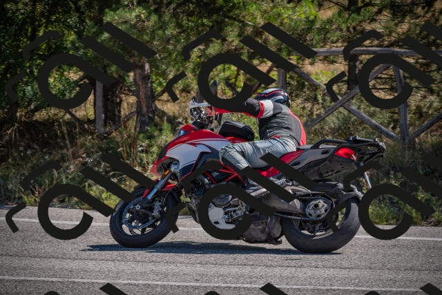 20250906111022-_5001326_am_