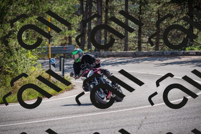 20250906111046-_5001331_am_