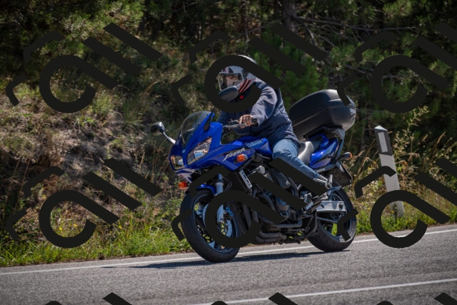 20250906111237-_5001340_am_