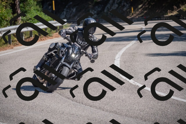 20250906111312-_5001344_am_