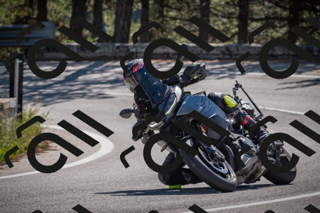 20250906111430-_5001353_am_