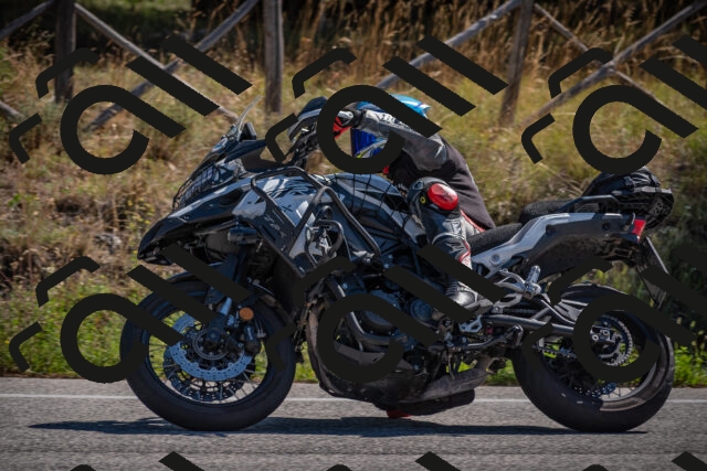 20250906111457-_5001363_am_