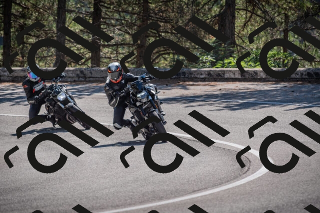 20250906111938-_5001377_am_