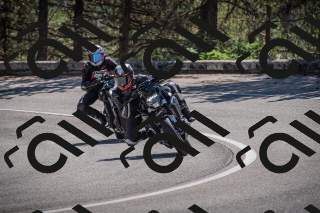 20250906111939-_5001378_am_