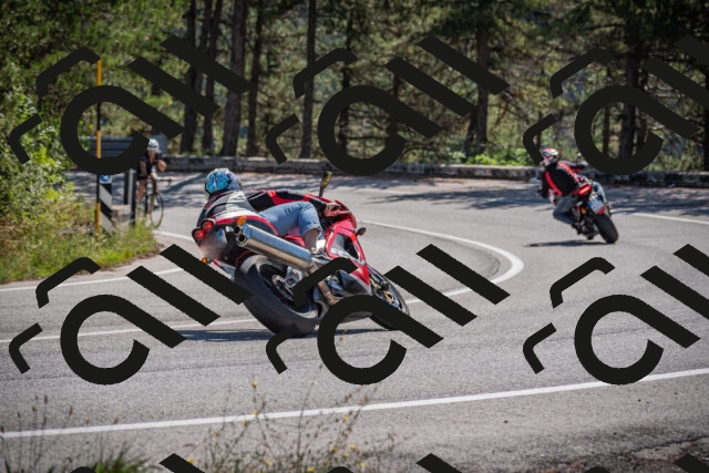 20250906112036-_5001389_am_