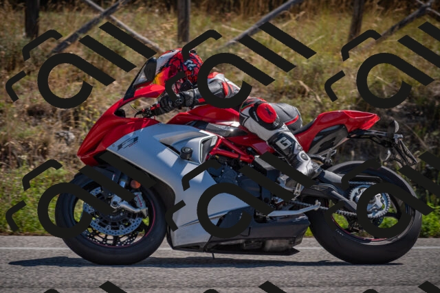 20250906112145-_5001400_am_