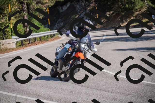 20250906112239-_5001408_am_