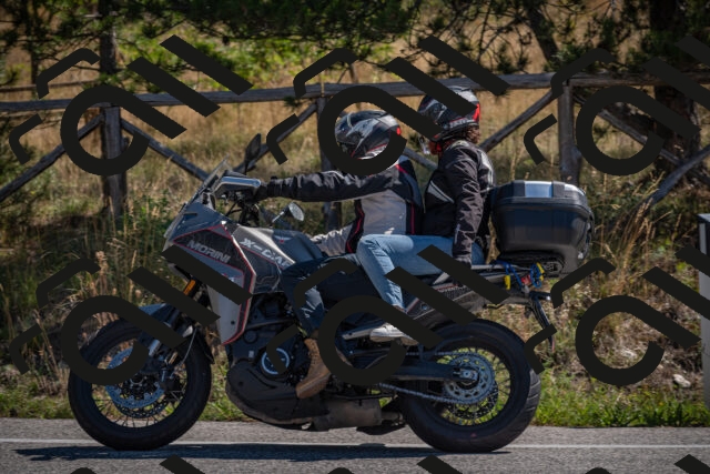 20250906112241-_5001411_am_