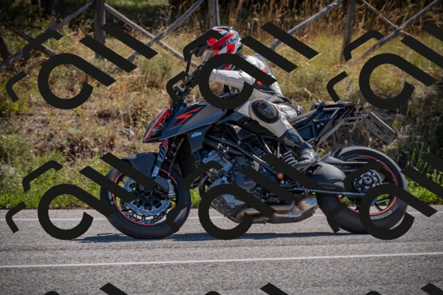 20250906112407-_5001419_am_