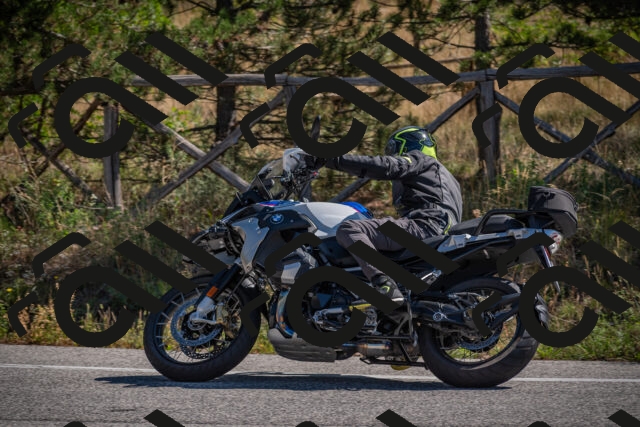 20250906112408-_5001421_am_