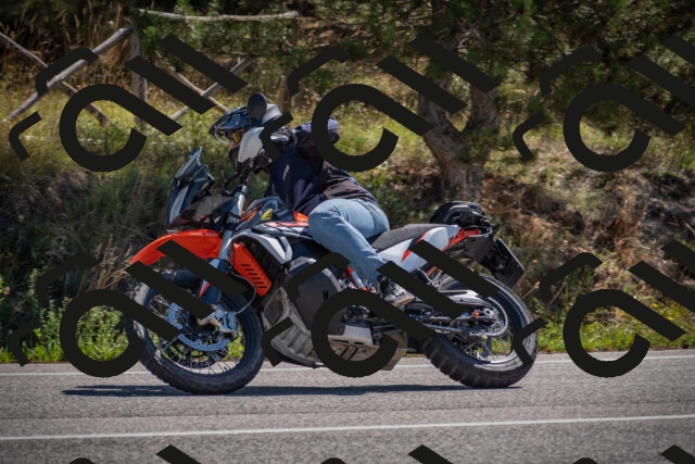 20250906112415-_5001424_am_