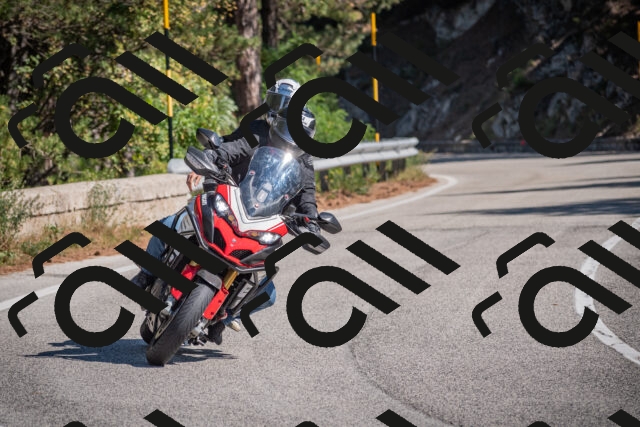 20250906112453-_5001426_am_