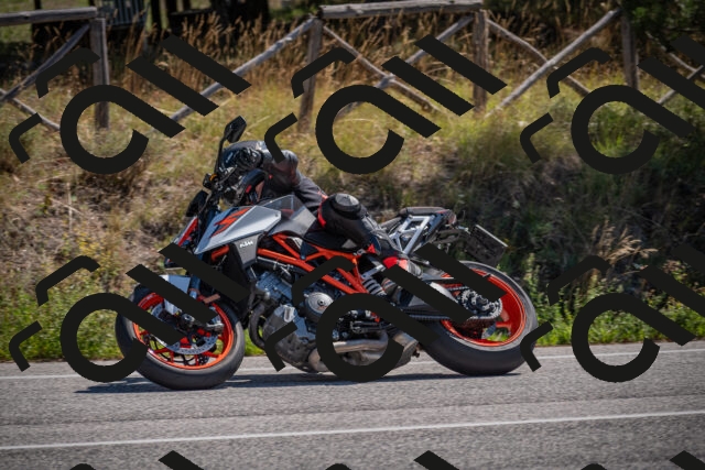 20250906112612-_5001433_am_