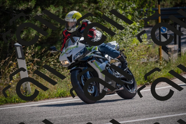 20250906112733-_5001444_am_