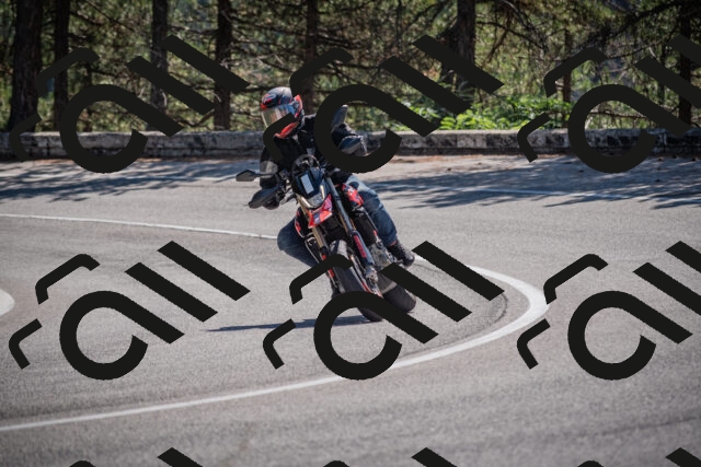 20250906112836-_5001451_am_