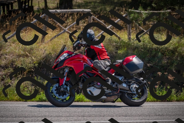 20250906112840-_5001454_am_