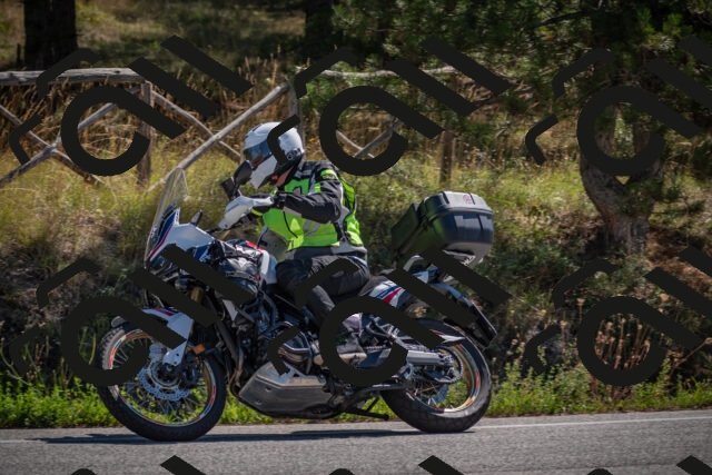 20250906112846-_5001459_am_