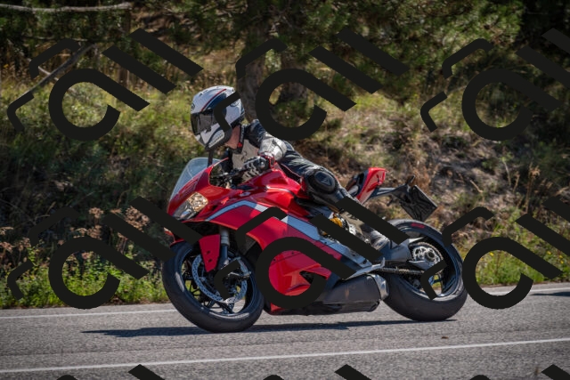 20250906112901-_5001464_am_