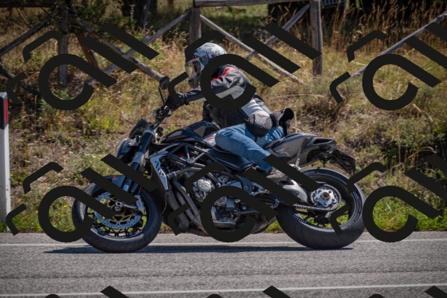 20250906112901-_5001466_am_