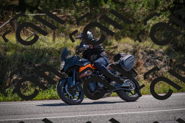 20250906112912-_5001474_am_