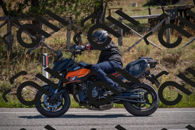 20250906112913-_5001475_am_