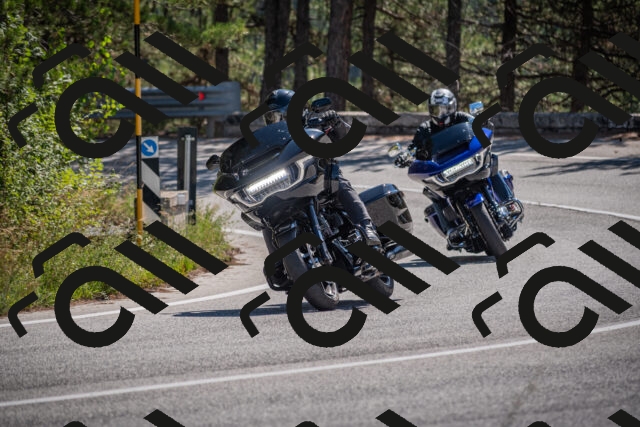 20250906113137-_5001511_am_