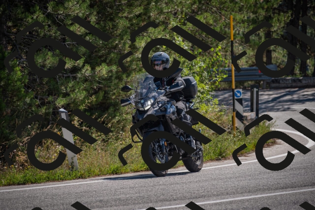 20250906113429-_5001528_am_